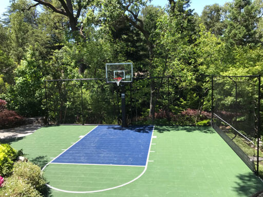 Basketball Courts / Courts & Greens